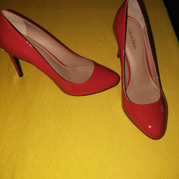 Calvin Klein Shoes - 😍 calvin klein gayle pumps